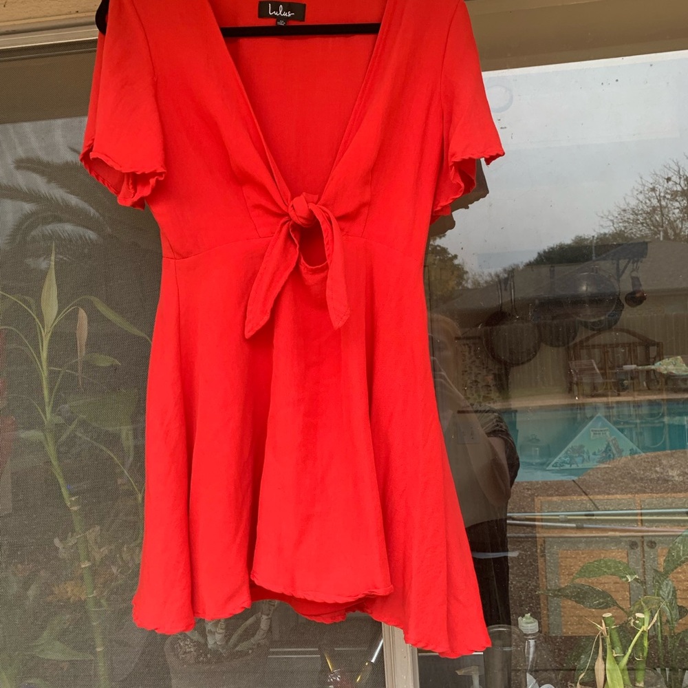 Lulus key hole tie dress